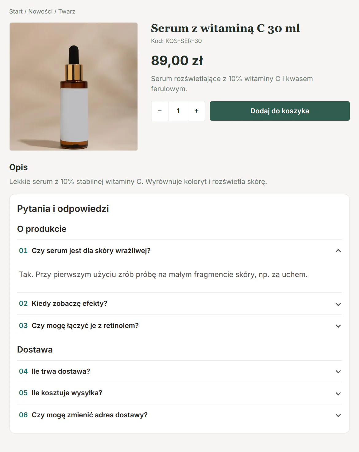 Karta serum z witaminą C w sklepie z kosmetykami: pod opisem akordeon Pytania i odpowiedzi z numerami, otwartym pierwszym pytaniem i sekcją Dostawa
